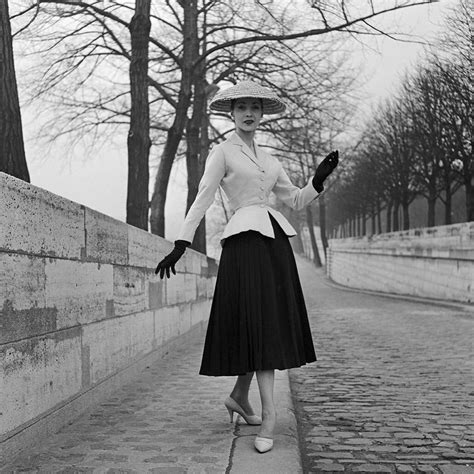 christian dior look 2017|christian dior new look collection 1947.